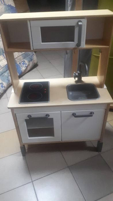 Kuchnia  dla dzieci drewniana Ikea