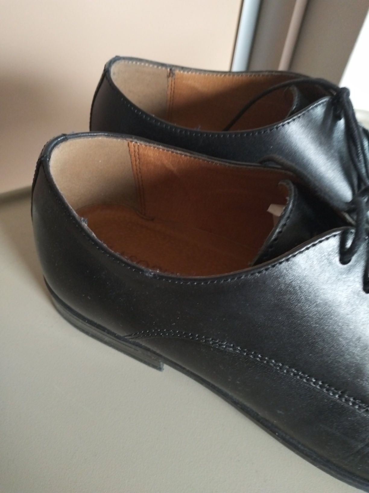 Lasocki męskie buty eleganckie rozmiar 41