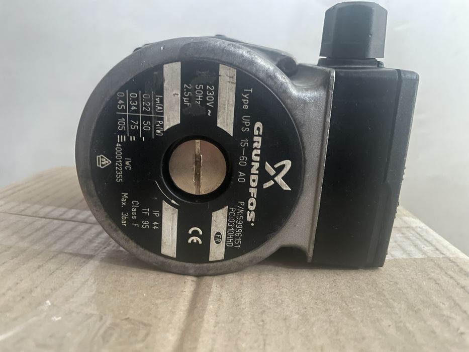 Циркуляційний насос 15-60