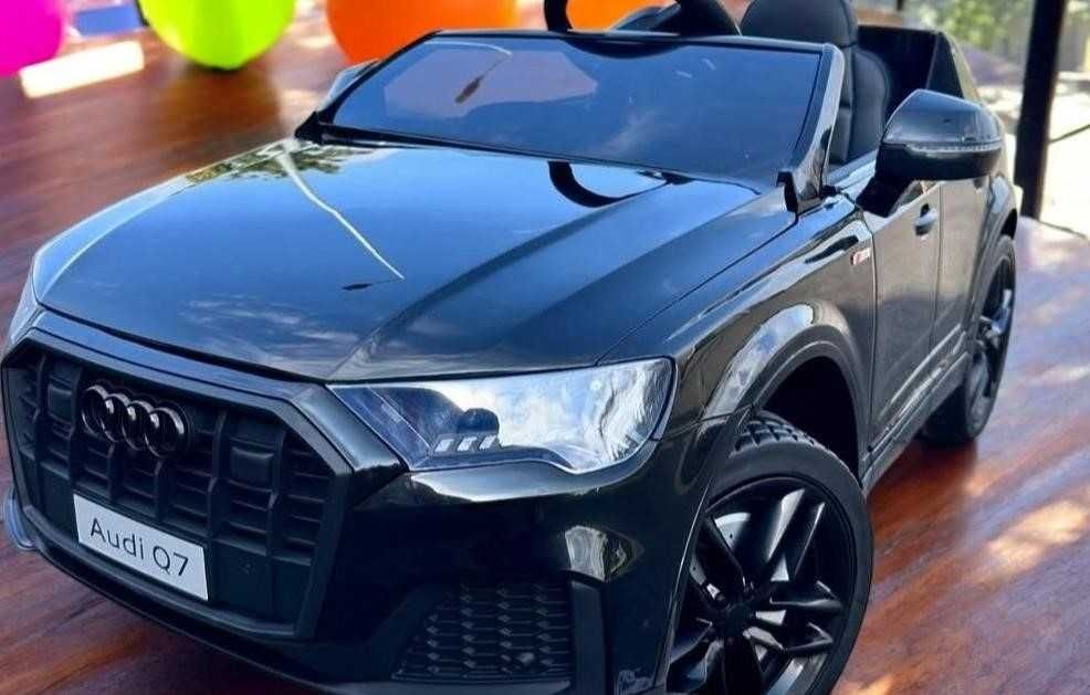 Детский электромобиль Ауди Q7 дитячий електромобіль В наявності