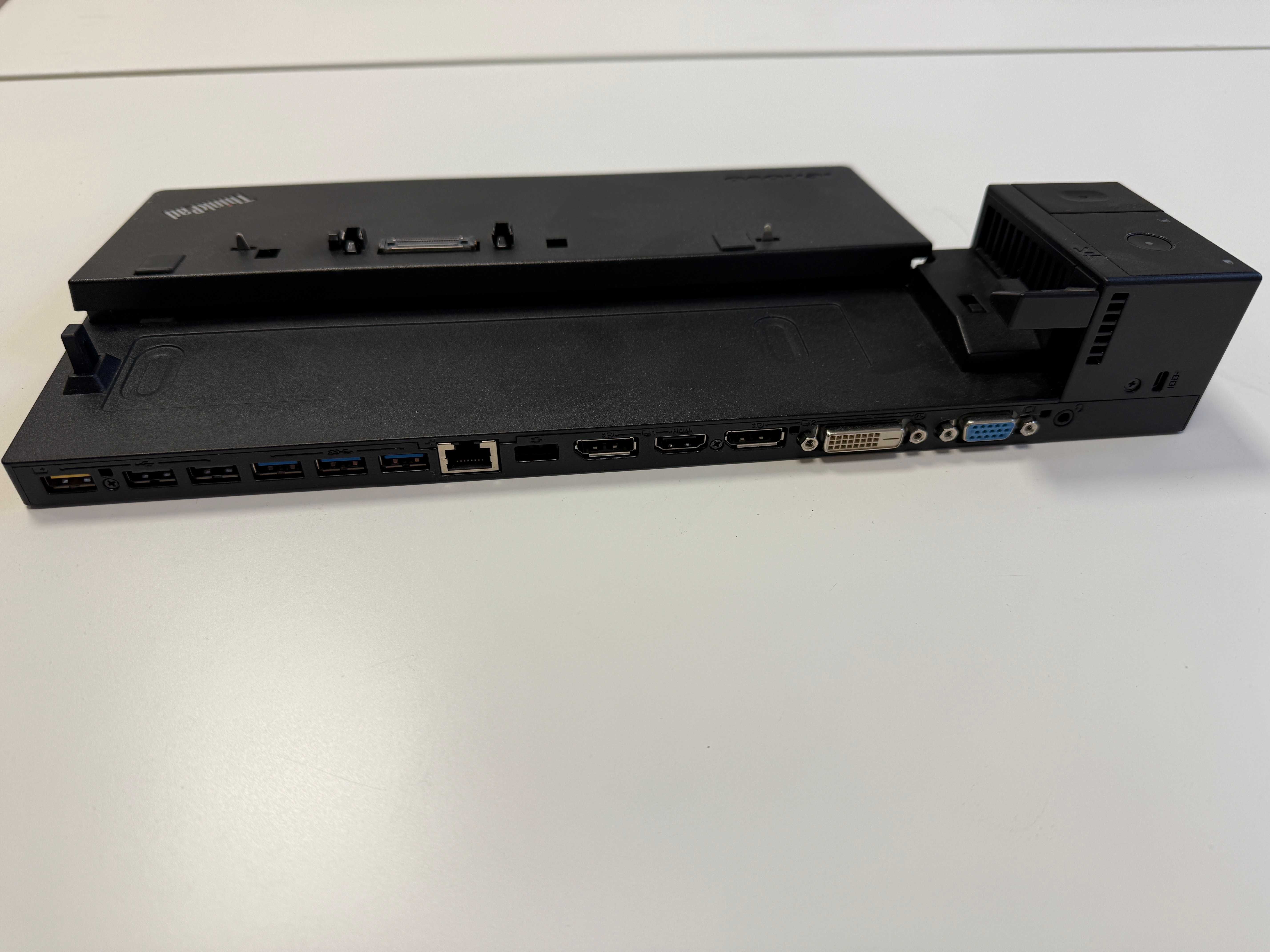 Stacje dokujące Lenovo ThinkPad / dock p50 T*