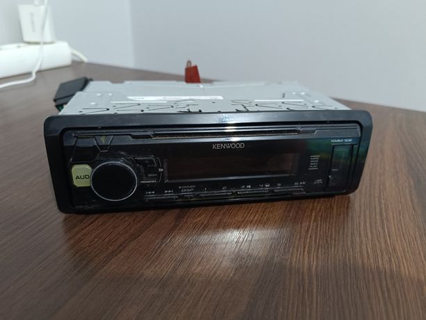 Radio samochodowe Kenwood KMM-102