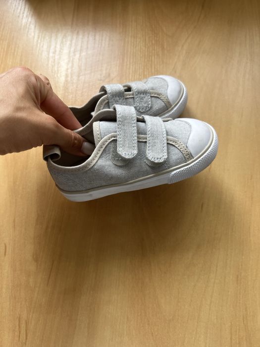 Кеди від hm 22 р