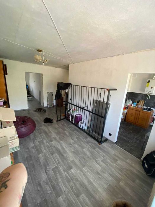 Продаж  двокімнатної квартири (від власника), вул. Євгена Логінова.