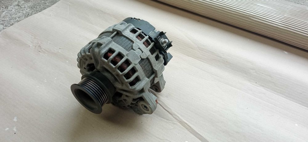 Alternator volvo v40 II s60 II v60 xc60 v90 D2 D3 D4 D5 15-21r 2.0d