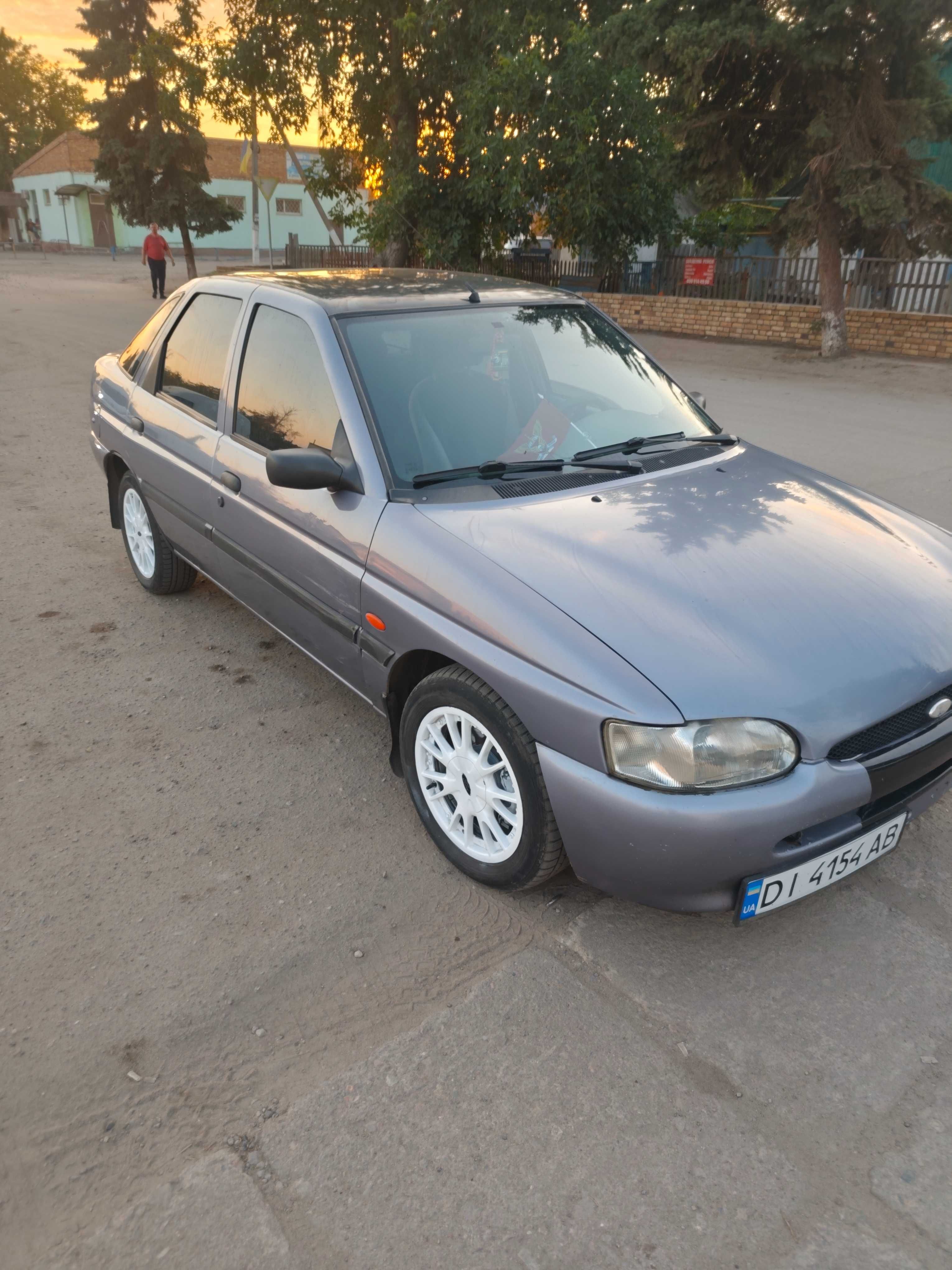 Продам авто Ford