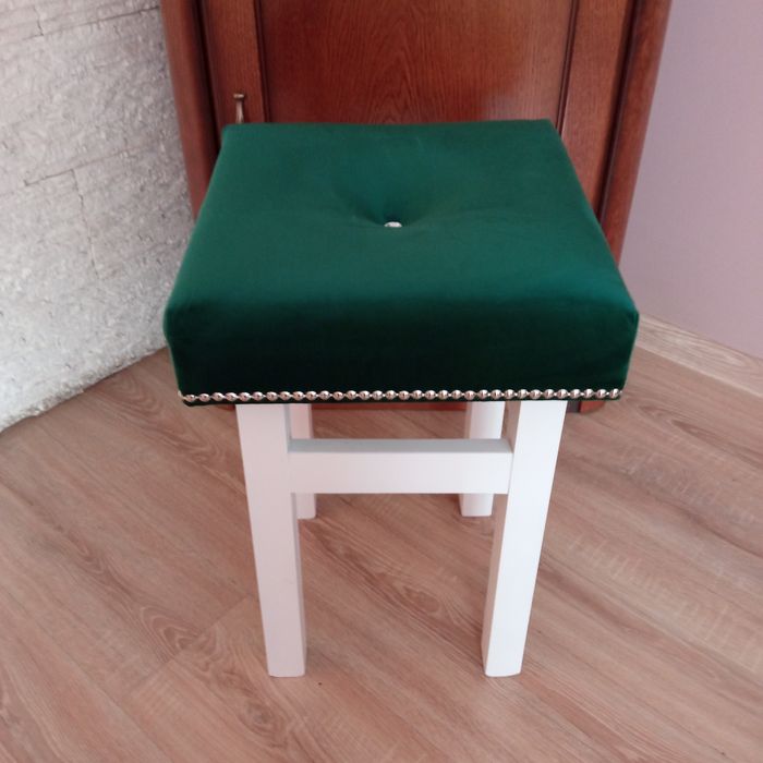 Taborety, ławki ,stołki