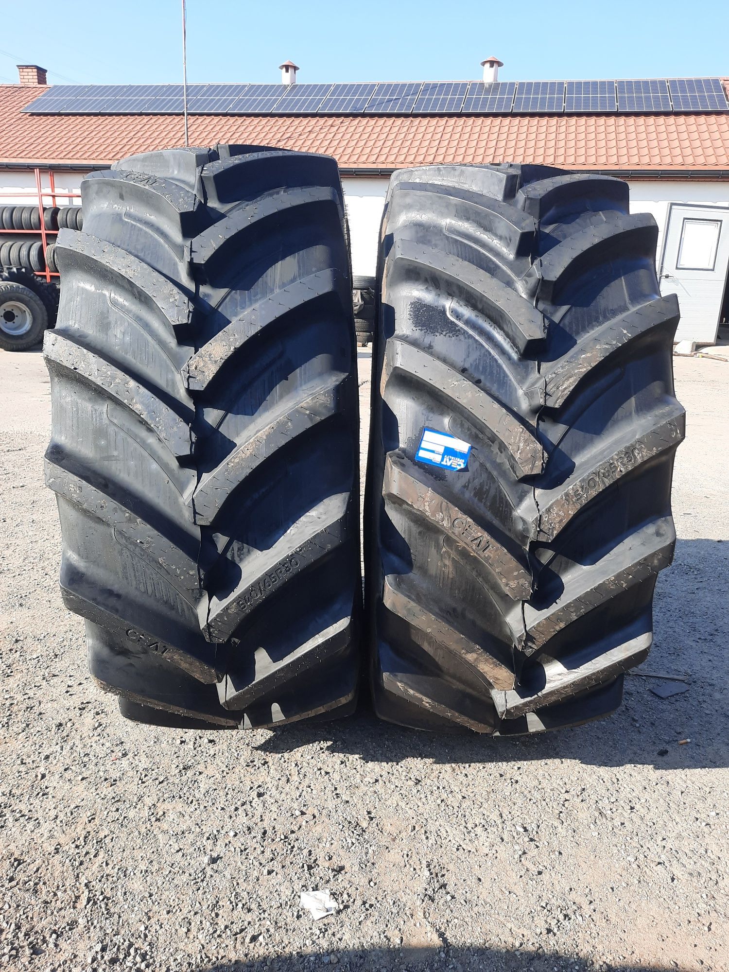 Opona 800/65 R32 Ozka Ceat