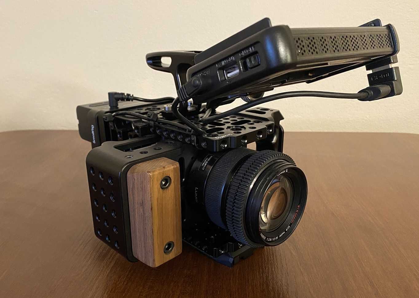 Blackmagic Pocket Cinema Camera (BMPCC OG) - Custom Rig