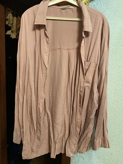 Віддам речі 44-46р