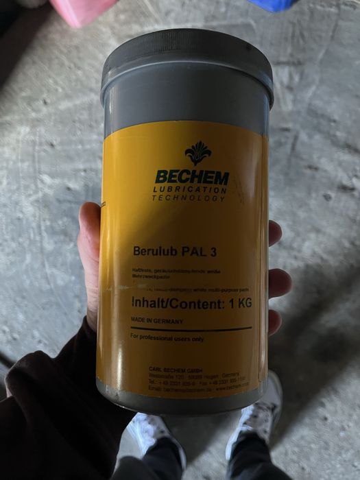 Змазка для стріл кранів Bechem pal 3 високоякісна