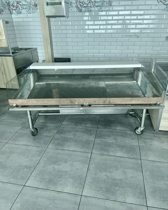 Стіл для риби на льоду