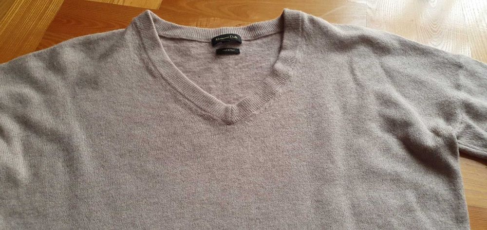 Lekki sweterek Massimo Dutti XS