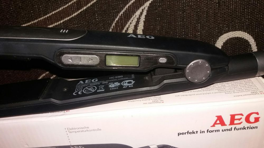 Выпрямитель для волос AEG (Electrolux)