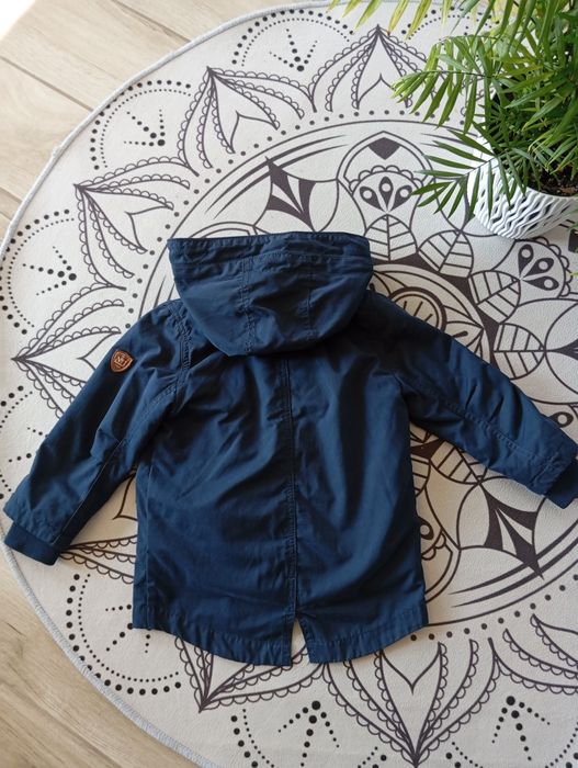 Przejściowa ocieplana kurtka parka chłopięca H&M rozmiar 110