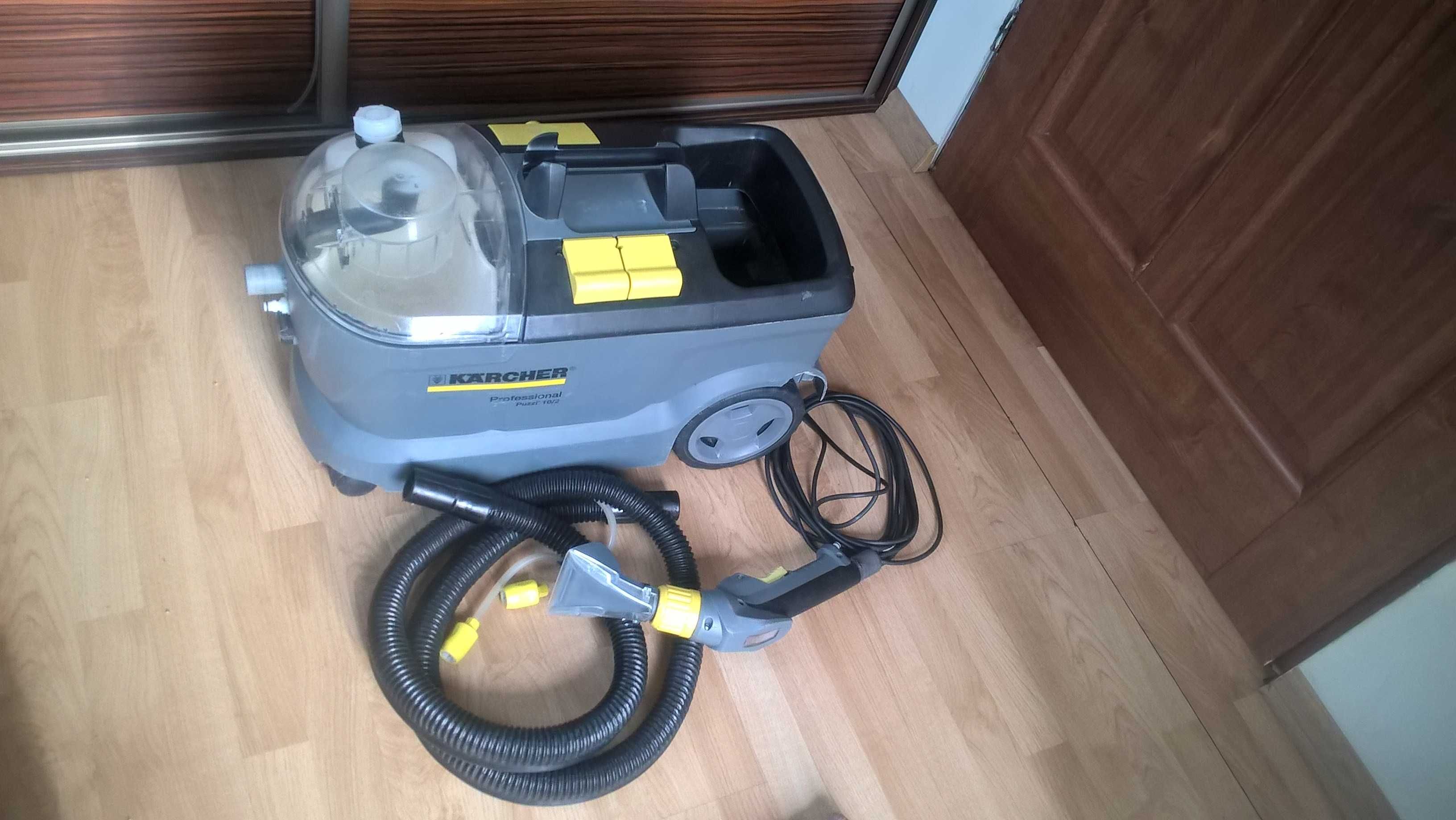 Odkurzacz piorący karcher puzzi 10/2