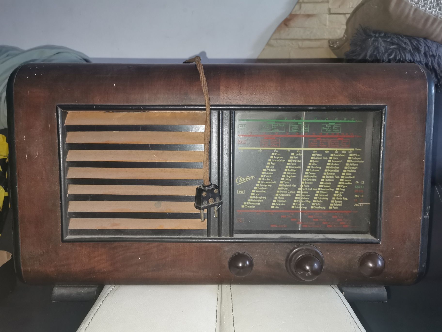 Radio bardzo stare