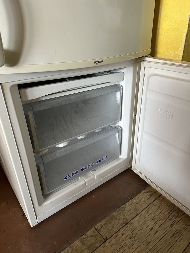Lodówka Whirlpool