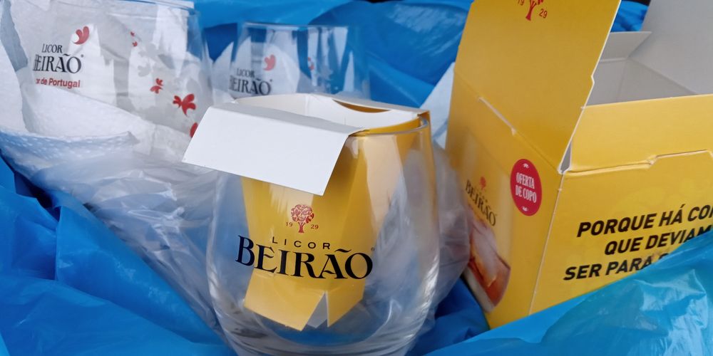 Capitan Future 1980, mundial 2004 McDonald's Figo Beirão, Beileys copo