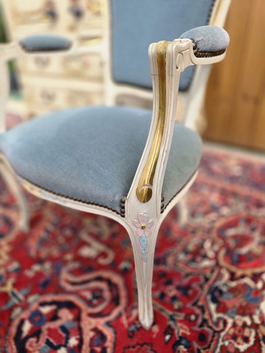 Francuski fotelik krzesło Ludwik niebieski kremowy #2073 Stylowy Węgró