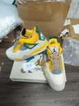 Vendo tenis ou,T shirt,tudo original