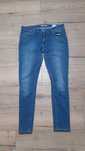 Jeansy Levi's skinny denim r.31  zwężana nogawka