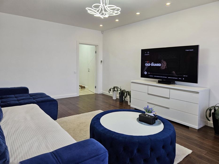 Продаж великої 3к квартири для сім'ї, з гаражем