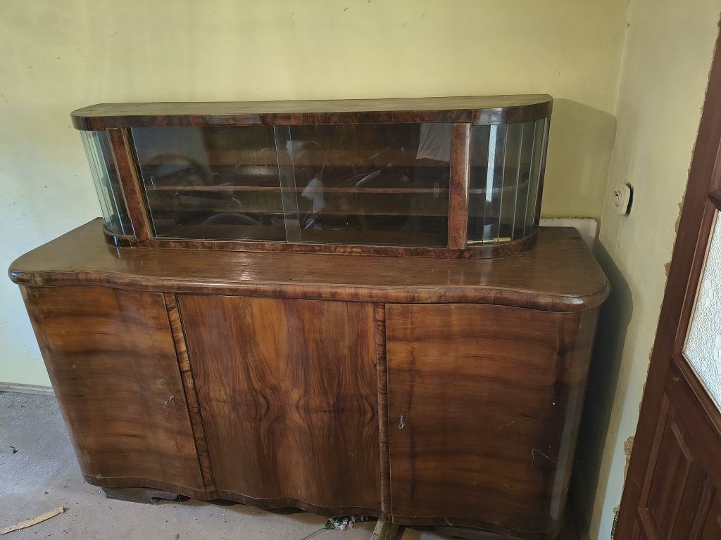 Bufet antyczny szala