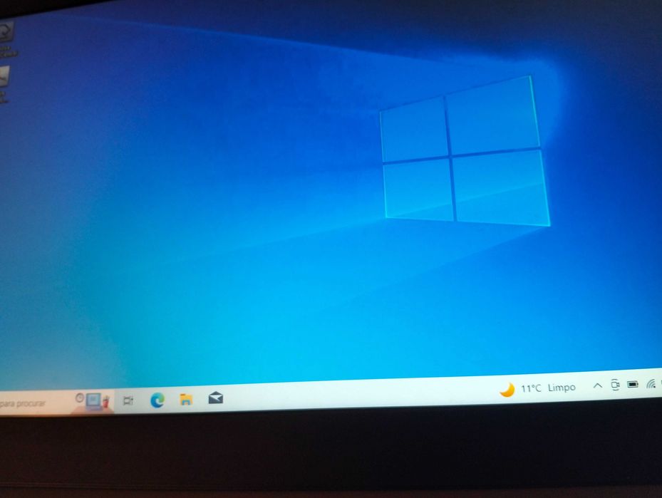 Portátil LENOVO IdeaPad 1 14ADA7
Programas incluídos