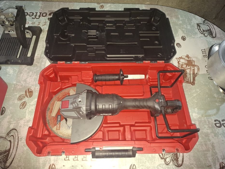 Serra circular + Rebarbadora Parkside Performance