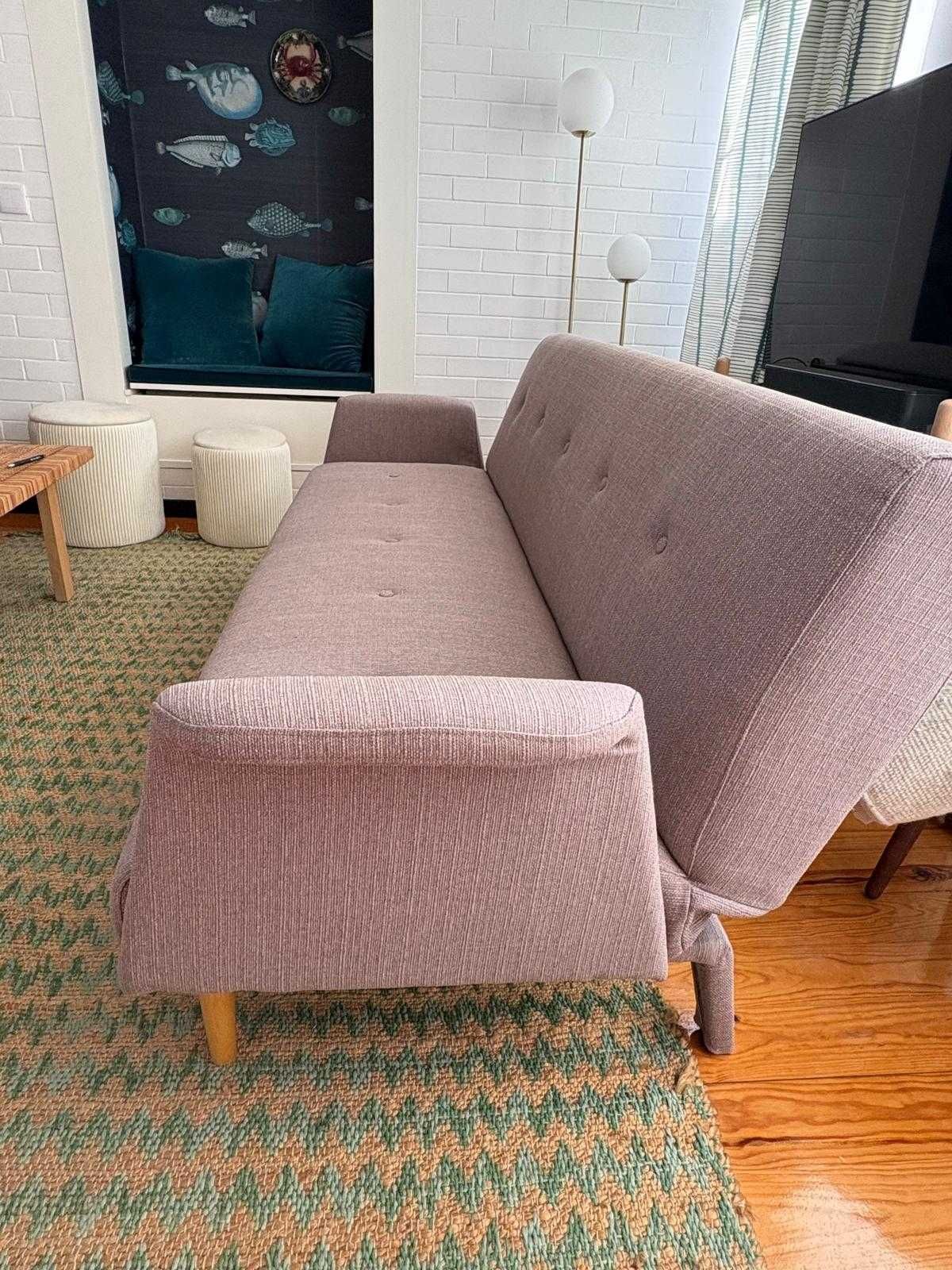 sofá-cama em tecido cinzento. sofa bed in light grey. foldable.