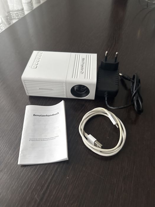 Продам міні Проектор