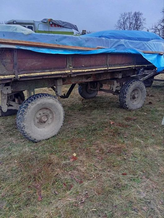 Прицеп для трактора 2ПТС4