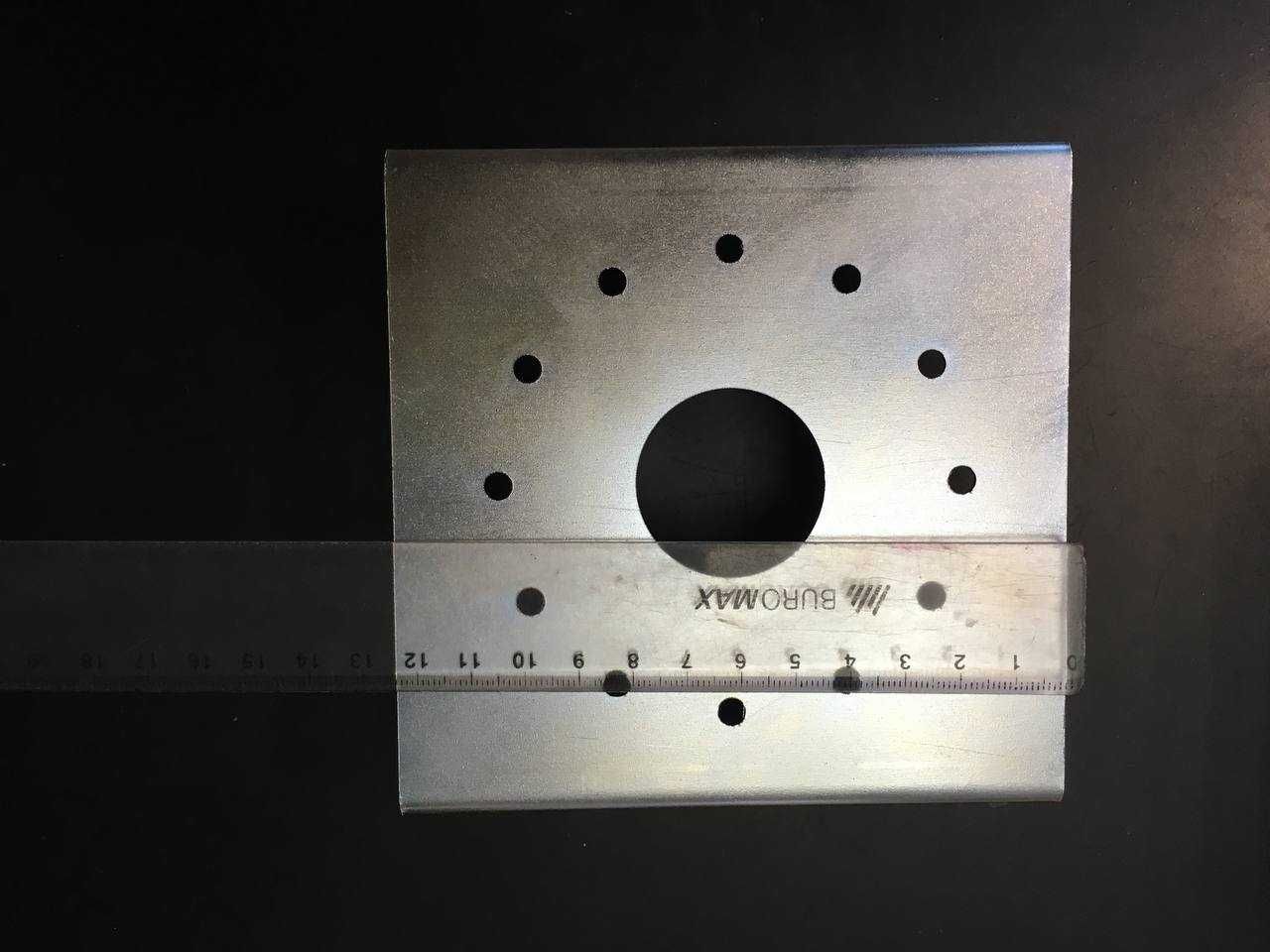 Кронштейн металевий одинарний для кріплення камер відеопостереження