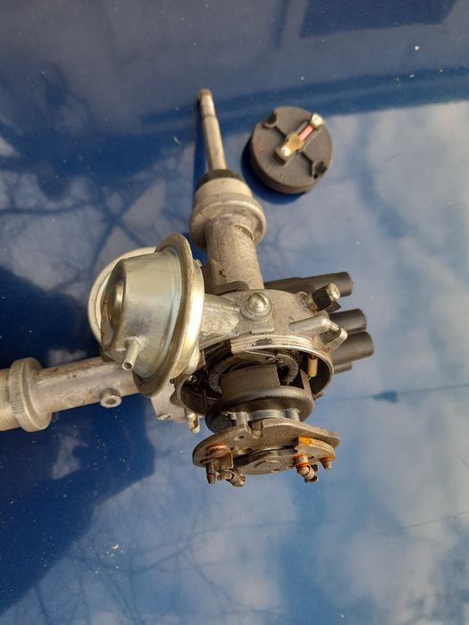 Продам 2 трамблёра на 3 двигатель