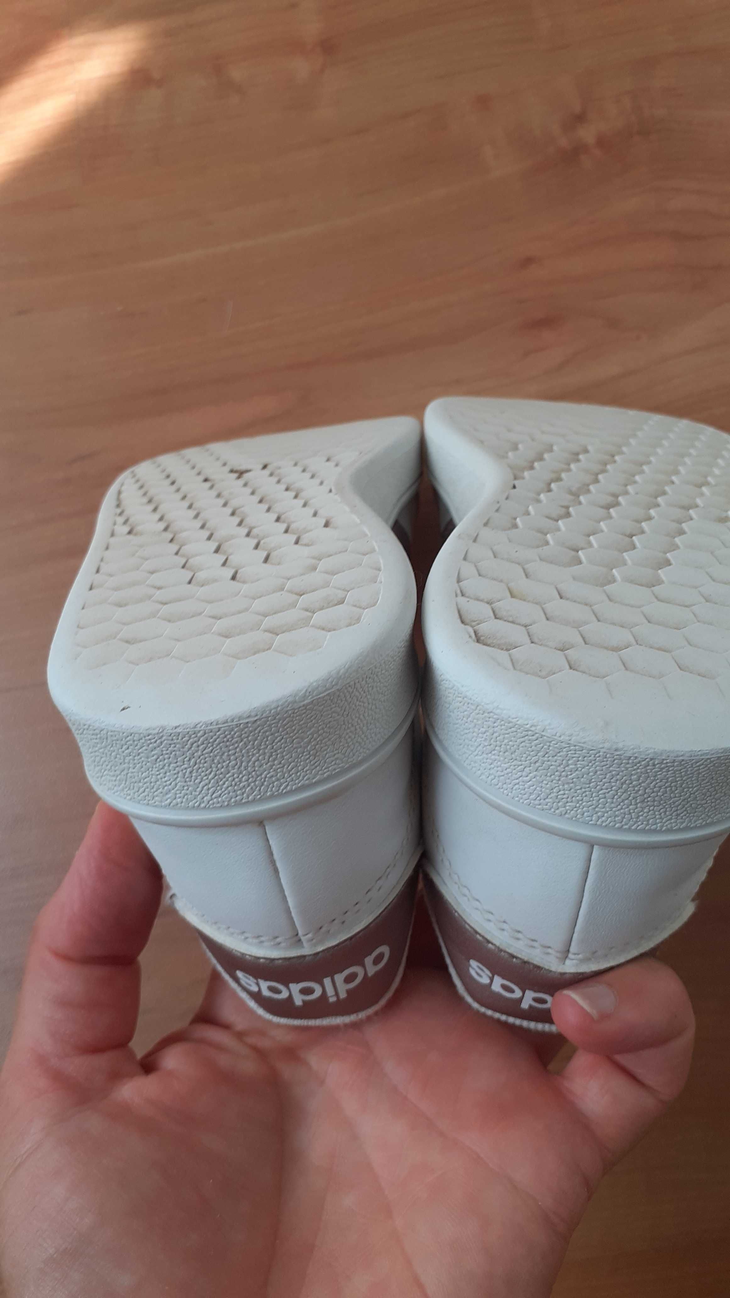 Ténis ADIDAS menina riscas rosa bronze metalizado Tam31