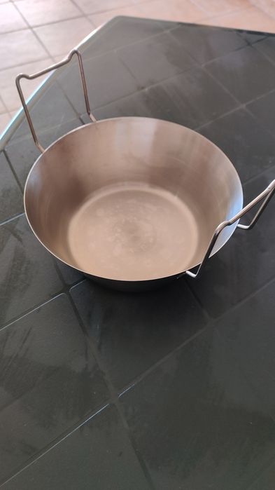 Fritadeira, tarteira e suporte para Fondue