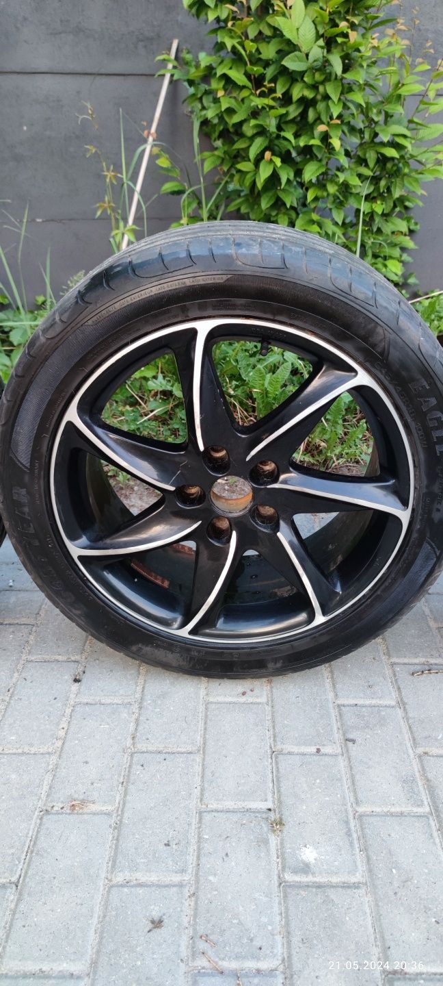 Aluflegi Ronal BMW 5x120 18 cali z oponami et35