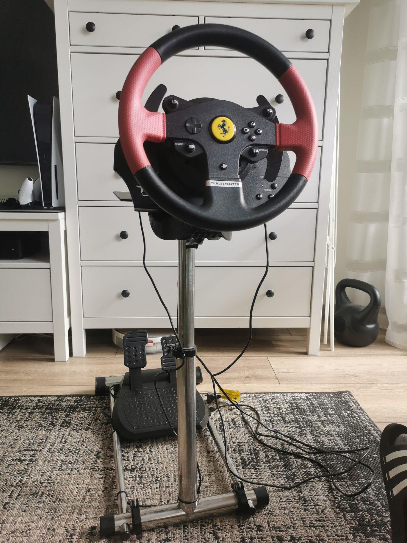 Kierownica Thrustmaster T150 plus stojak PS5