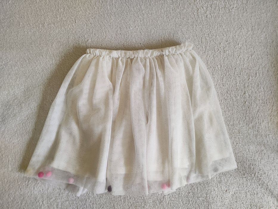 Tiulowa spódniczka Little Kids 116 cm – błyszcząca, z pomponikami