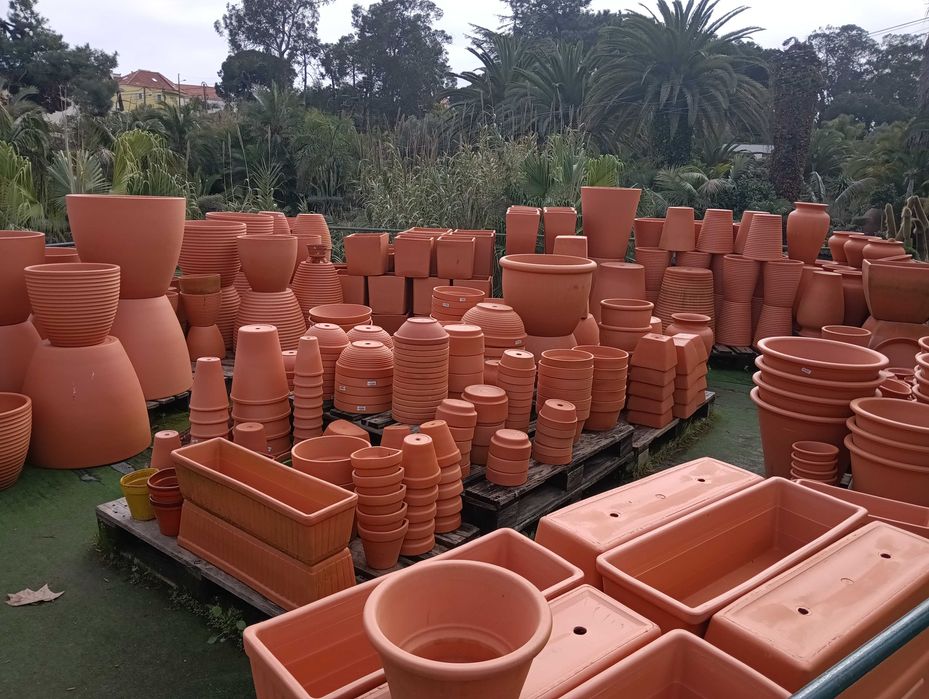 Vasos vidrados, barro, grés, terracota, plastico