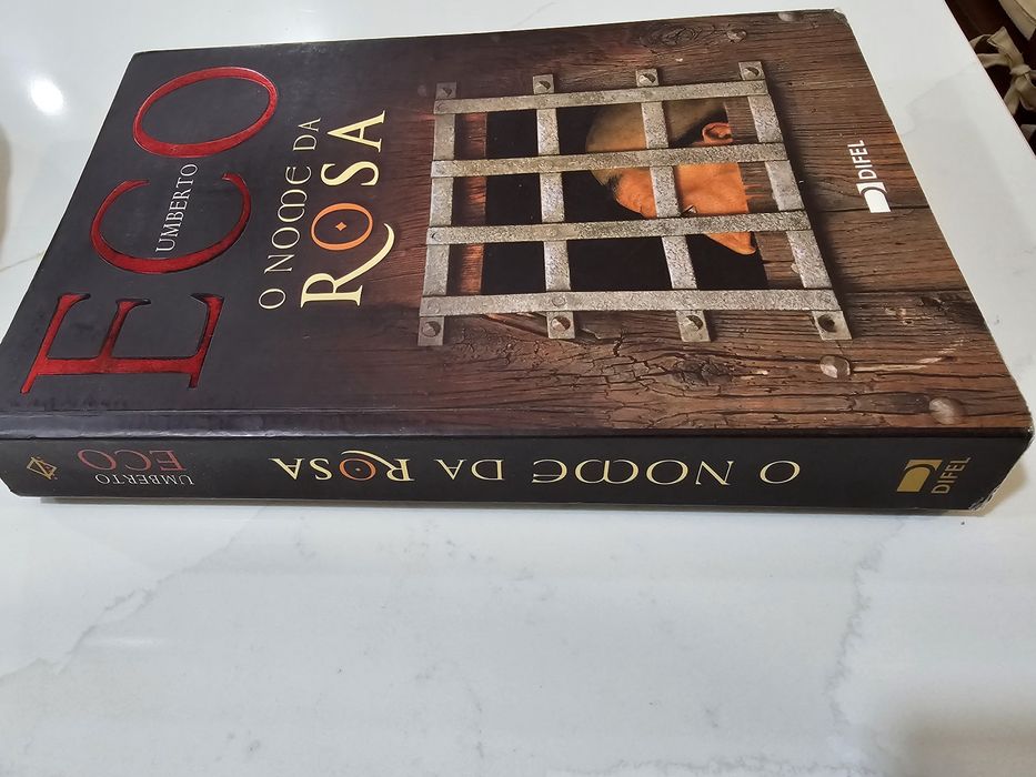 Umberto Eco- O nome da Rosa