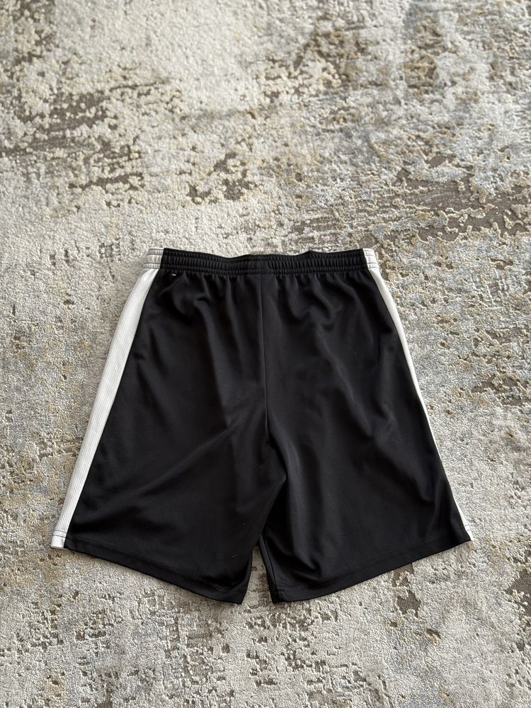 Шорти Nike розмір xs оригінал!