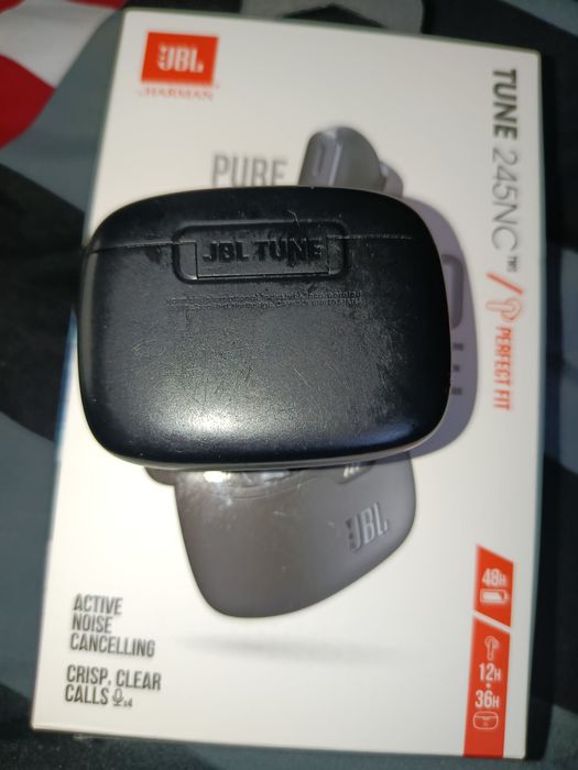 Sprzedam słuchawki JBL TUNE 245NC