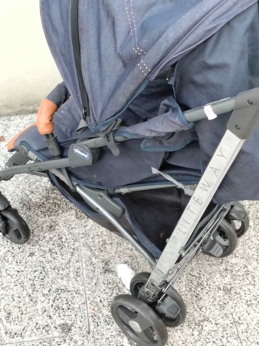 Só hoje 15€ Carrinho de bebe Chicco em inox