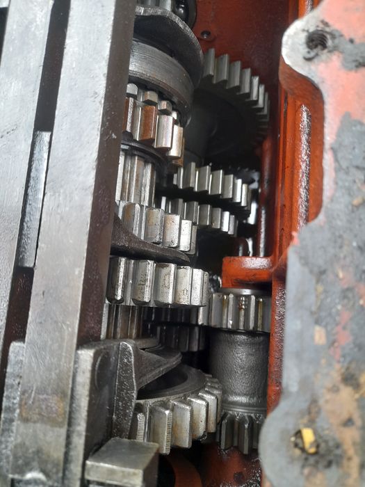 Skrzynia biegów most ursus do ursusa  c-4011 c-355 c-360