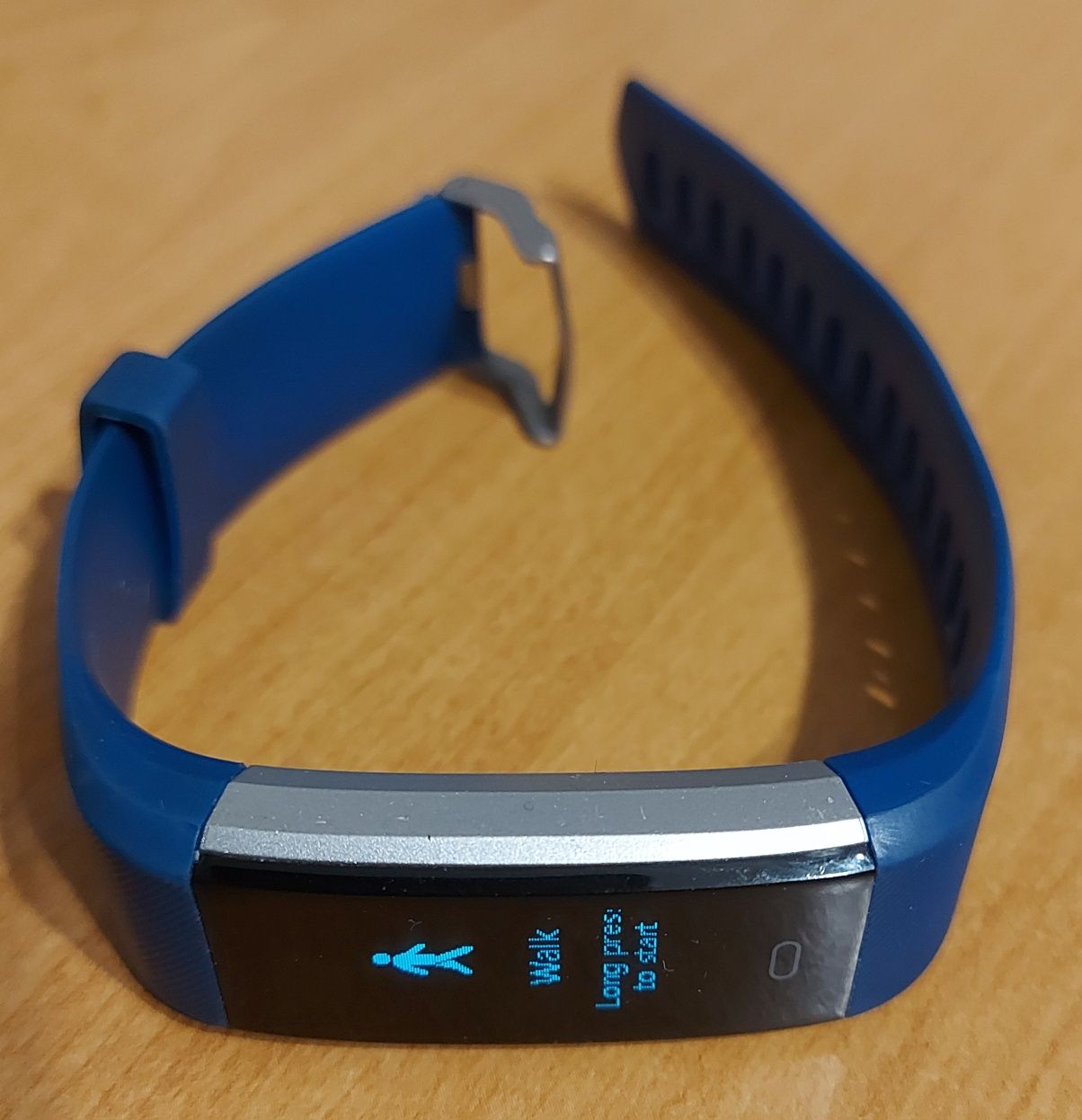 Opaska smartband antimi