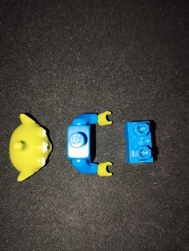 Lego Toy Story Alien Minifigure
