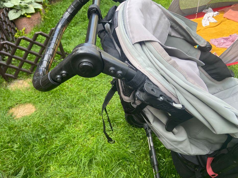 Wózek spacerowy z gondolą Baby Jogger City Elite