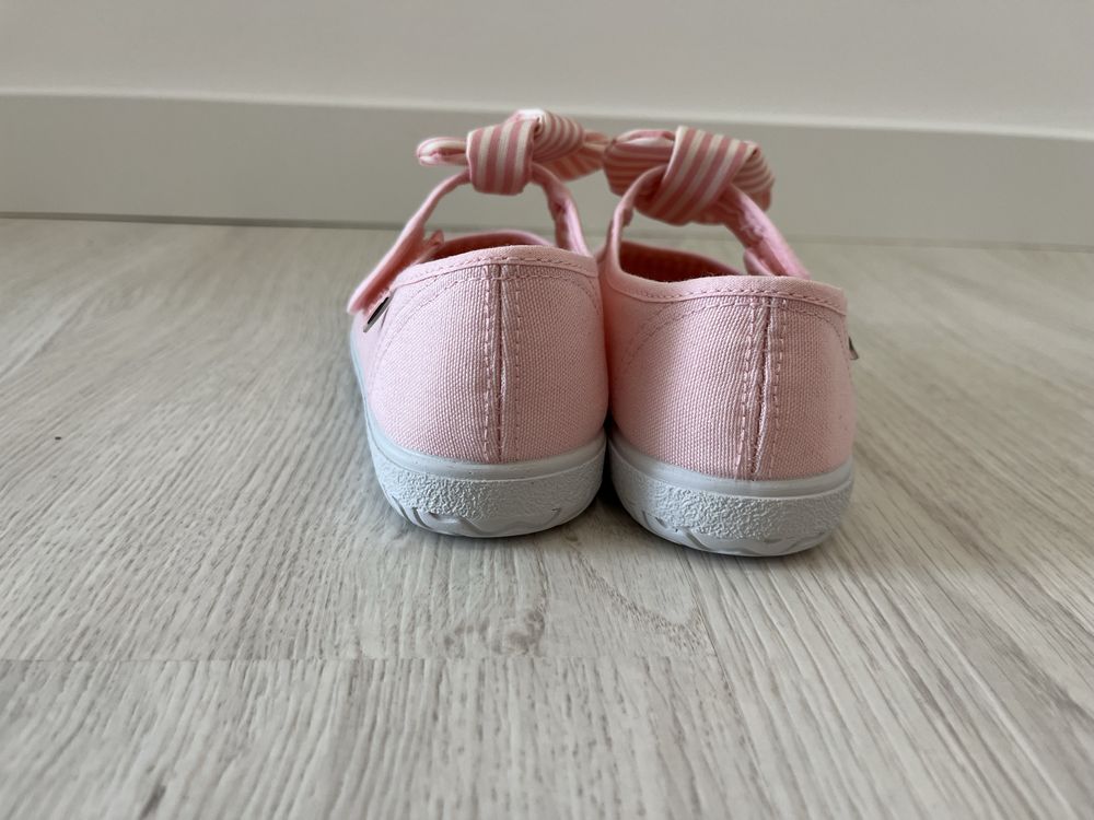 Sabrinas Victoria para Menina, rosa bebé